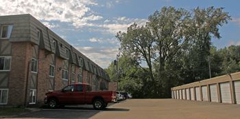 Alpine apartments garage